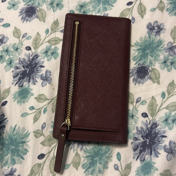 Kate Spade bifold wallet - Picture 4 of 10